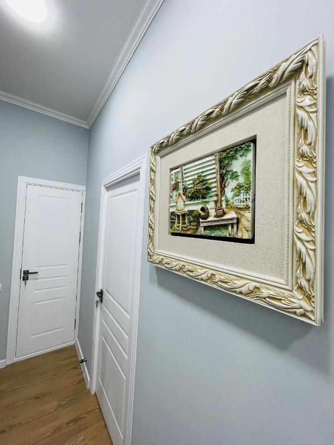 Amir Temur Apartment In Center After Renovation Ташкент Екстер'єр фото